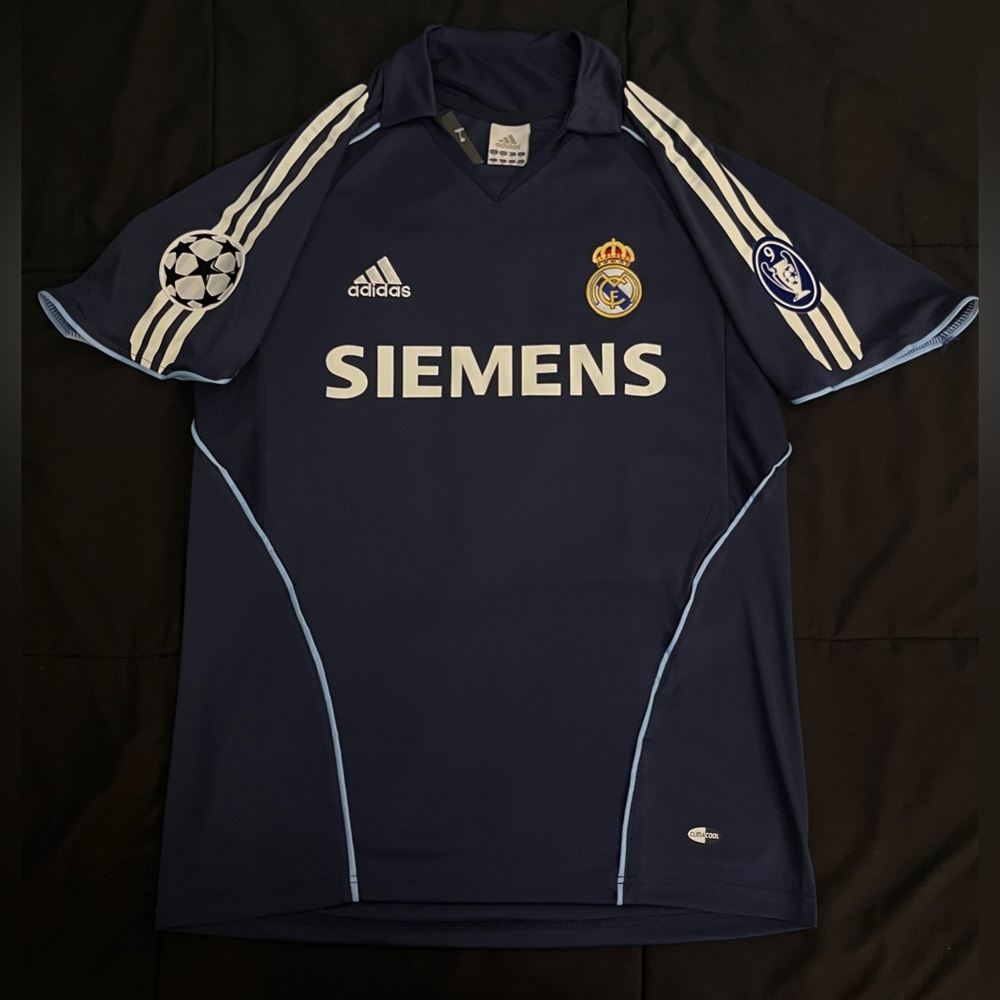 Zidane #5 Real Madrid Blue 2005/2006 retro soccer jersey UCL - Picture 2 of 6